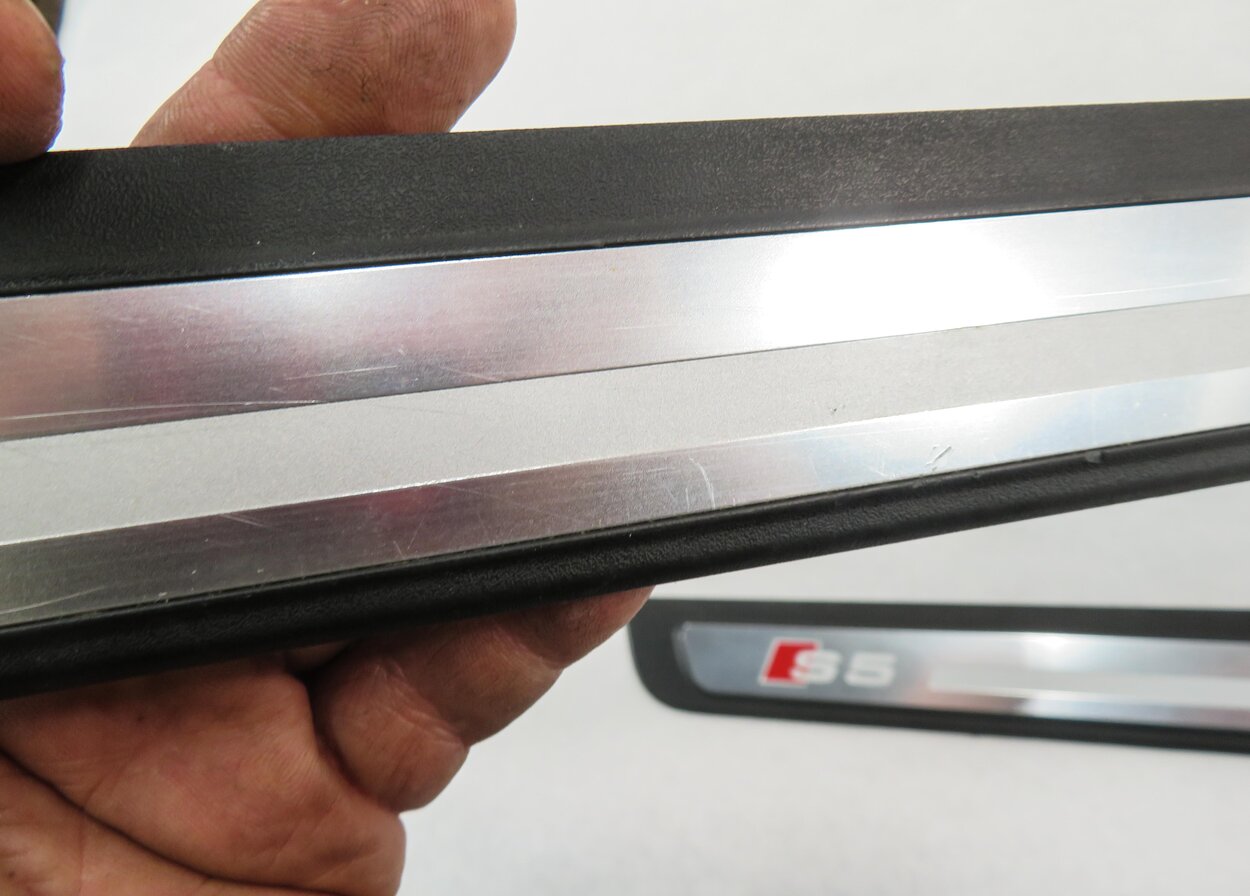 Thumbnail 9: 2014 AUDI S5 (B8 8T) COUPE - DOOR SILL SCUFF PANEL TRIM SET-2