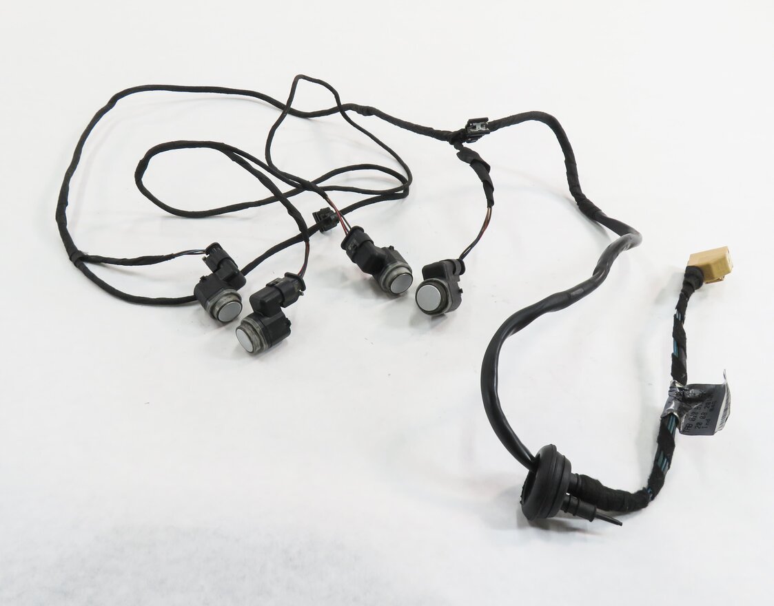 Thumbnail 1: 2014 AUDI S5 (B8 8T) REAR PDC PARK DISTANCE SENSOR SET w/ HARNESS (ICE SILVER)