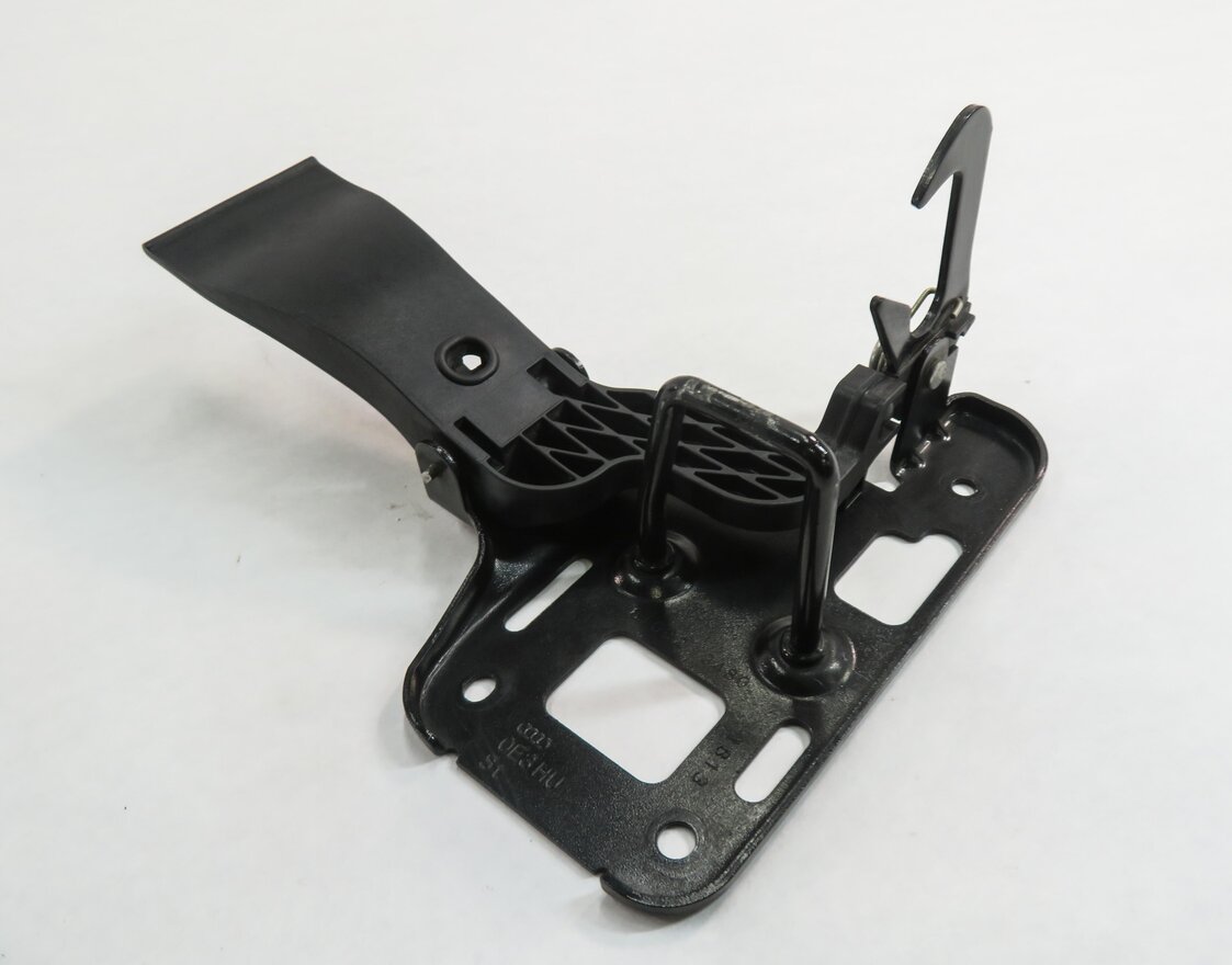 2014 AUDI S5 (B8 8T) FRONT HOOD SAFETY LATCH CATCH RELEASE HOOK LEVER
