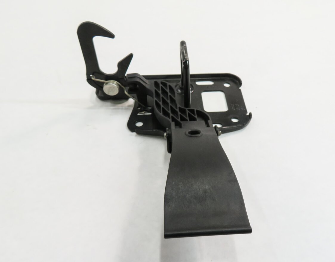 Thumbnail 3: 2014 AUDI S5 (B8 8T) FRONT HOOD SAFETY LATCH CATCH RELEASE HOOK LEVER