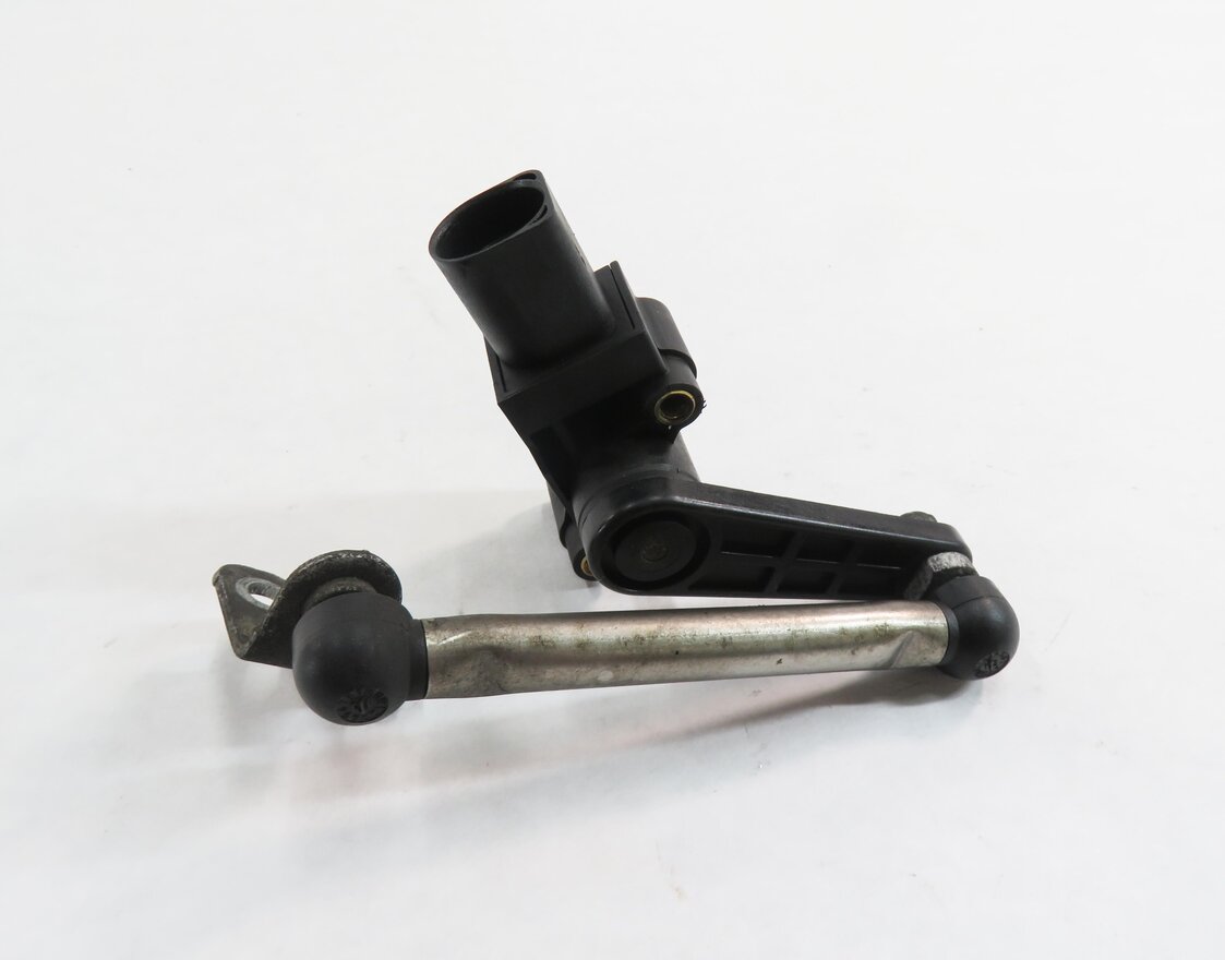 Thumbnail 4: 2014 AUDI S5 (B8 8T) LEFT DRIVER REAR SUSPENSION HEIGHT LEVEL SENSOR
