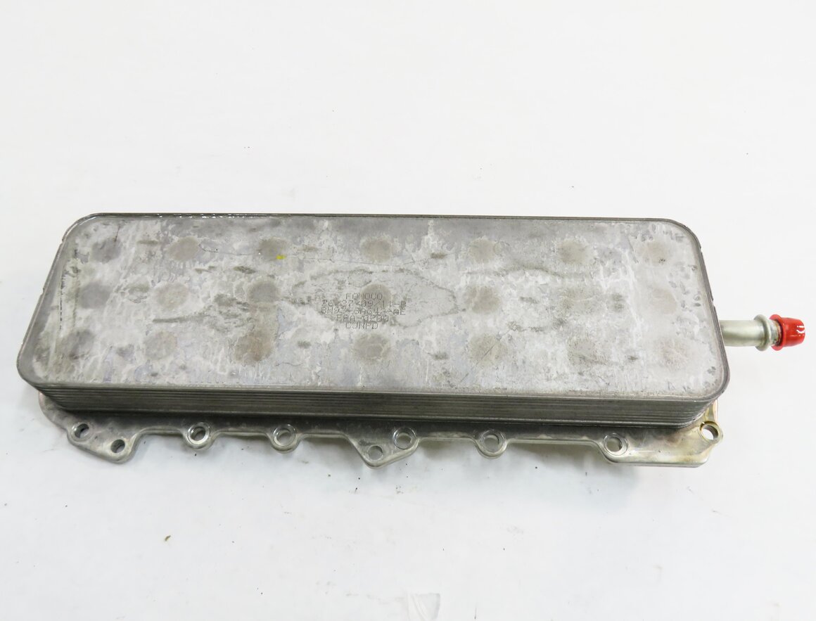 Thumbnail 2: 10-18 DISCOVERY LR4 - RANGE ROVER SPORT (L320 L322 L405 L494) ENGINE OIL COOLER