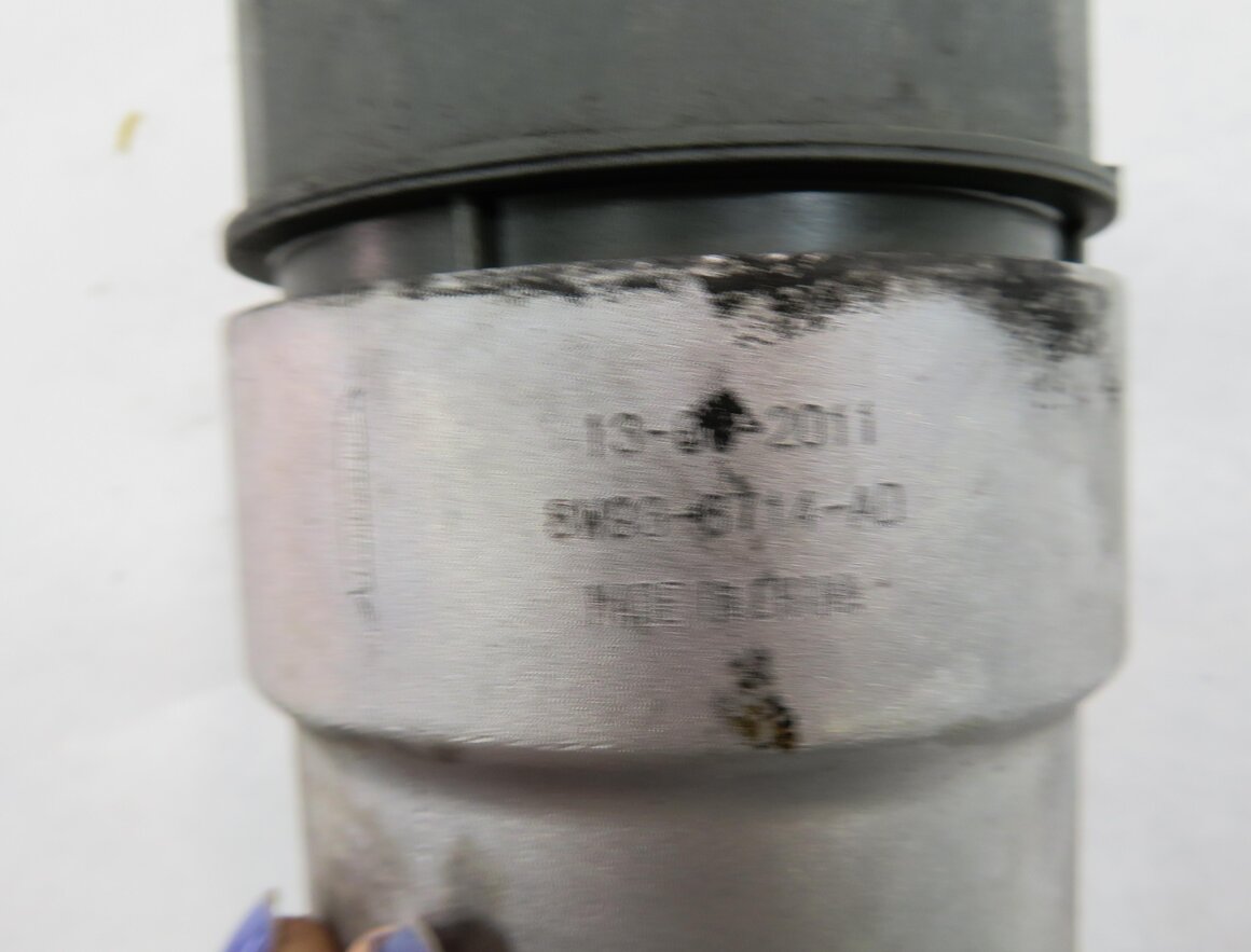 Thumbnail 7: 2012 RANGE ROVER SPORT (L320) 5.0L AJ133 V8 ENGINE - OIL FILTER HOUSING