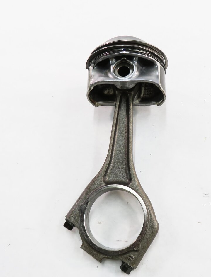 Thumbnail 6: 2012 RANGE ROVER SPORT (L320) 5.0L AJ133 V8 ENGINE - RIGHT PISTON w/ ROD