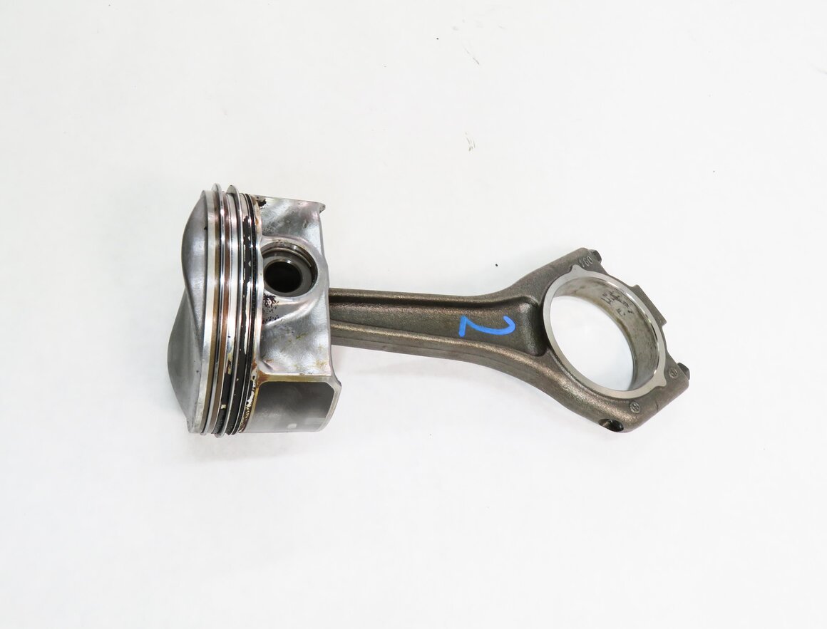 Thumbnail 5: 2012 RANGE ROVER SPORT (L320) 5.0L AJ133 V8 ENGINE - RIGHT PISTON w/ ROD