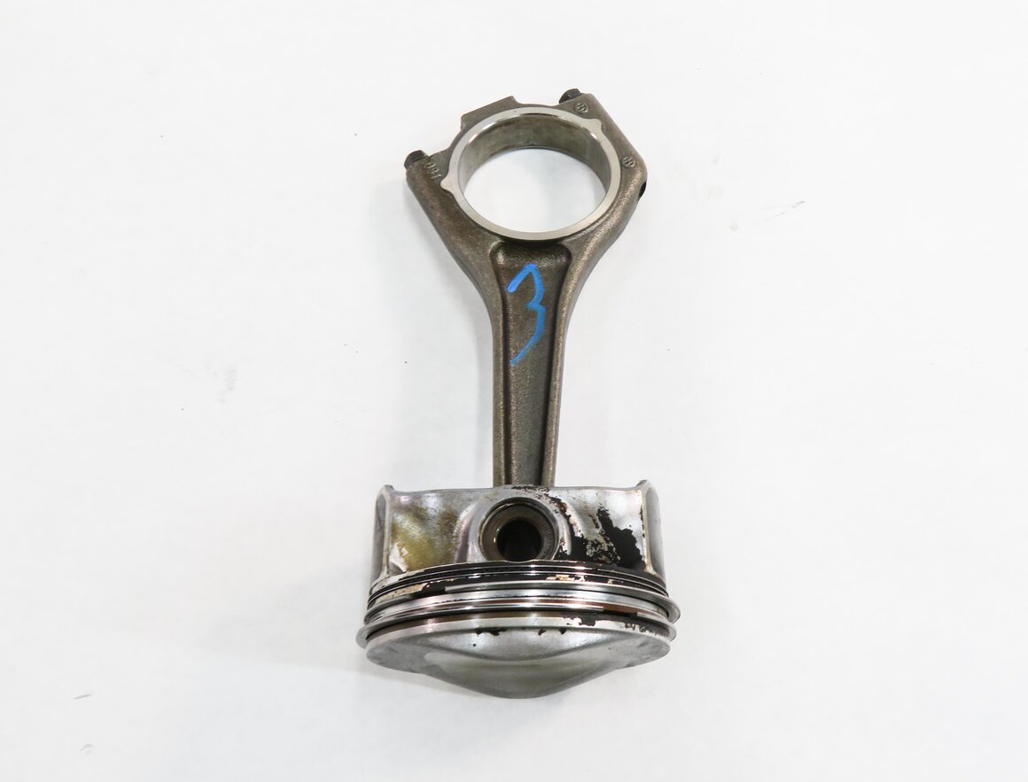 Thumbnail 3: 2012 RANGE ROVER SPORT (L320) 5.0L AJ133 V8 ENGINE - LEFT PISTON w/ ROD
