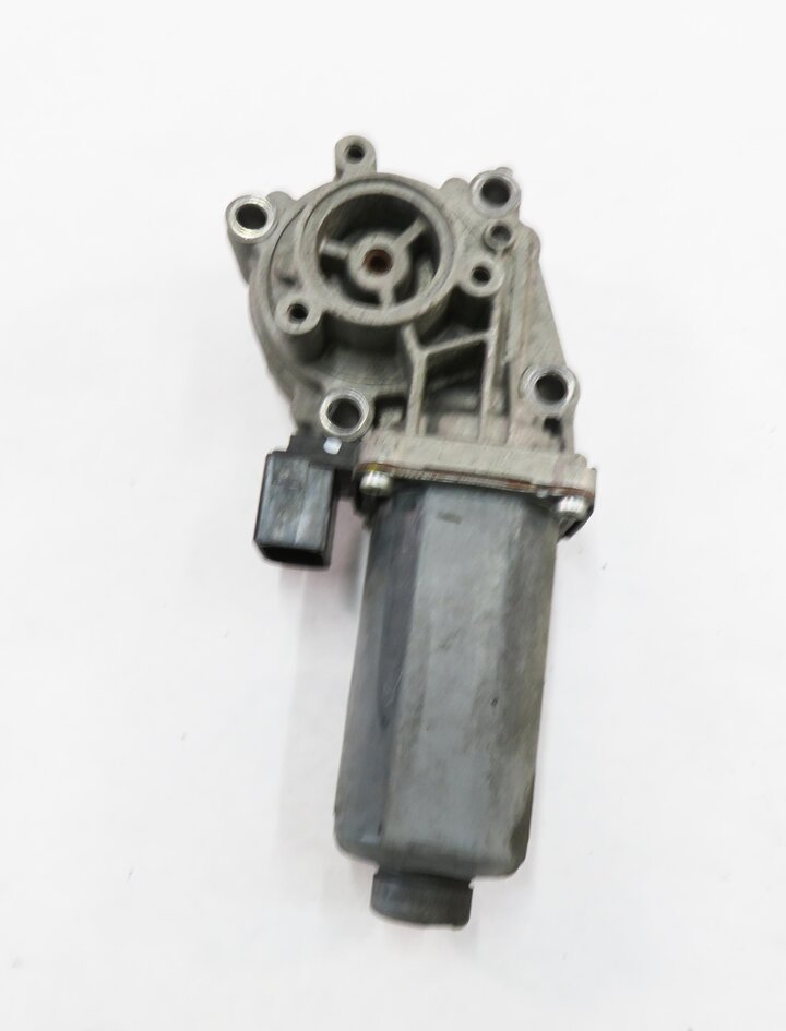 Thumbnail 2: 05-16 LR3 LR4 RANGE ROVER SPORT (L320 L322 L405 L494) TRANSFER CASE SHIFT MOTOR