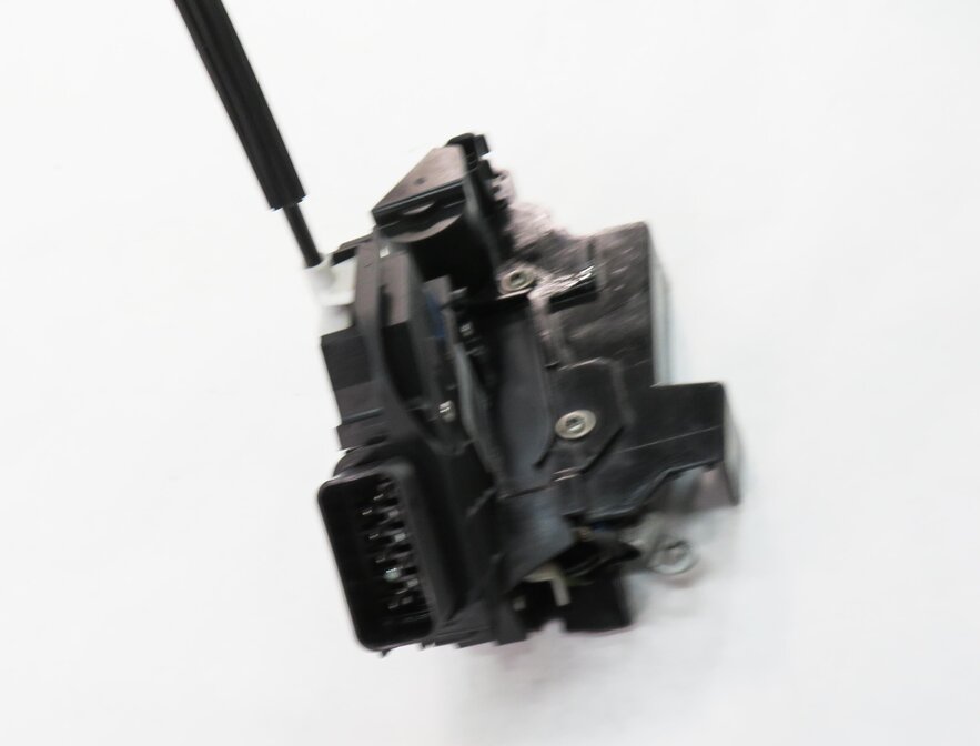 Thumbnail 4: 10-19 EVOQUE LR4 - RANGE ROVER SPORT (L320) LEFT FRONT DRIVER PASSIVE DOOR LATCH