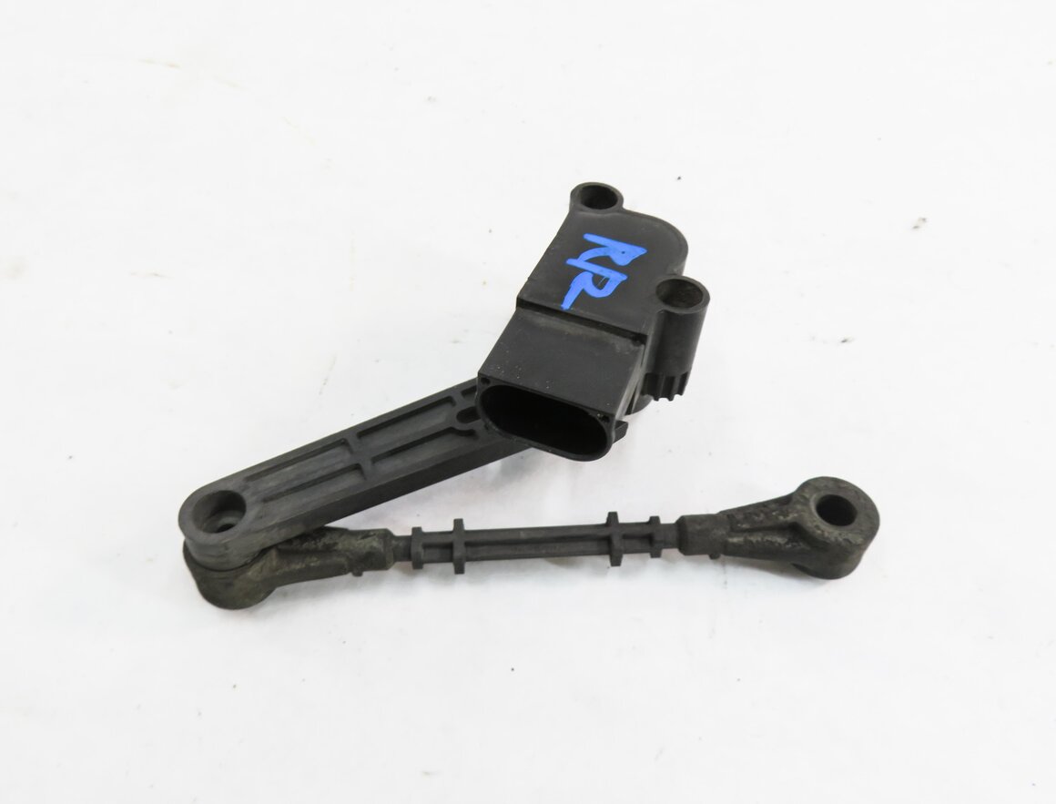Thumbnail 2: 2012 RANGE ROVER SPORT (L320) RIGHT REAR SUSPENSION HEIGHT LEVEL SENSOR