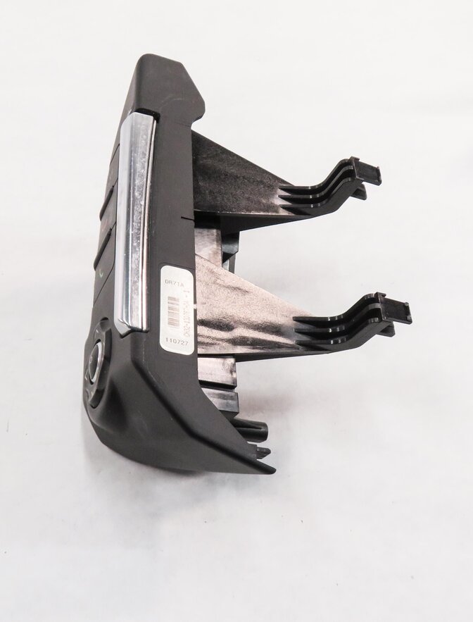 Thumbnail 5: 2012 RANGE ROVER SPORT (L320) RIGHT HEATED STEERING WHEEL SWITCH BUTTON
