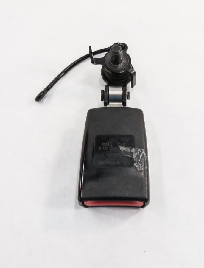 Thumbnail 5: 2012 RANGE ROVER SPORT (L320) REAR 2nd ROW SEAT - RIGHT SEATBELT BUCKLE RECEIVER