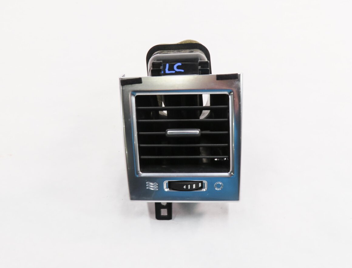 Thumbnail 2: 2012 RANGE ROVER SPORT (L320) LEFT SIDE CENTER DASH HEATER A/C AIR VENT