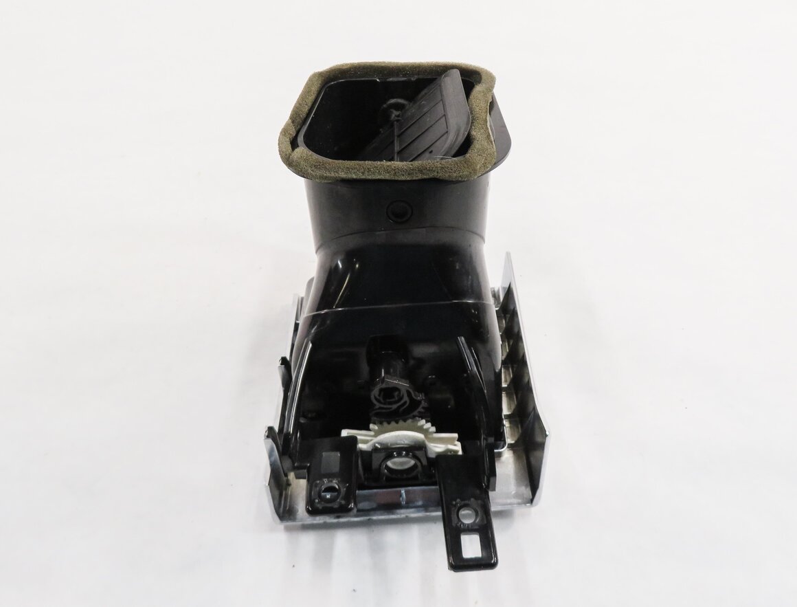Thumbnail 6: 2012 RANGE ROVER SPORT (L320) LEFT SIDE CENTER DASH HEATER A/C AIR VENT