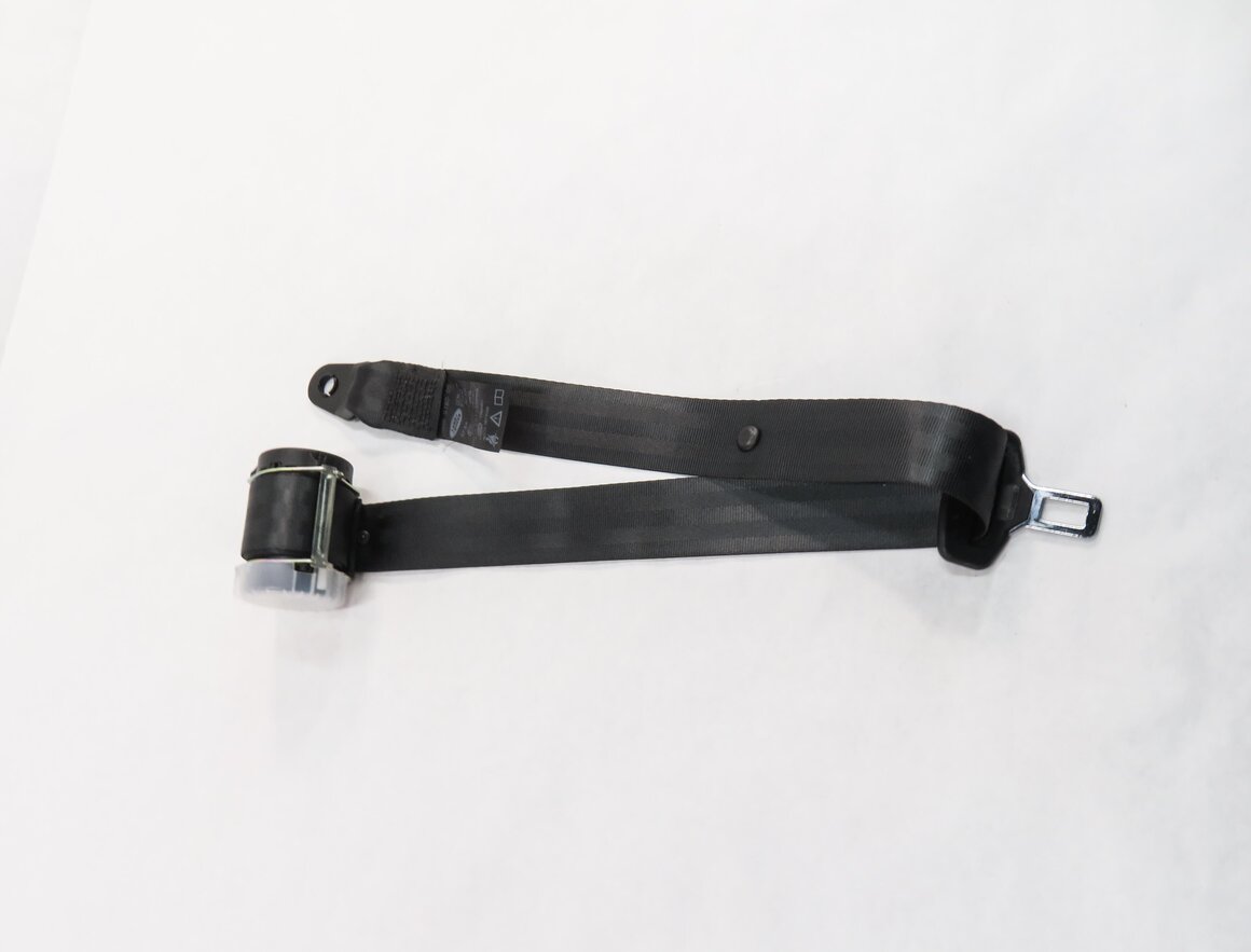 Thumbnail 3: 2012 RANGE ROVER SPORT (L320) REAR 2nd ROW SEAT - CENTER SEATBELT RETRACTOR