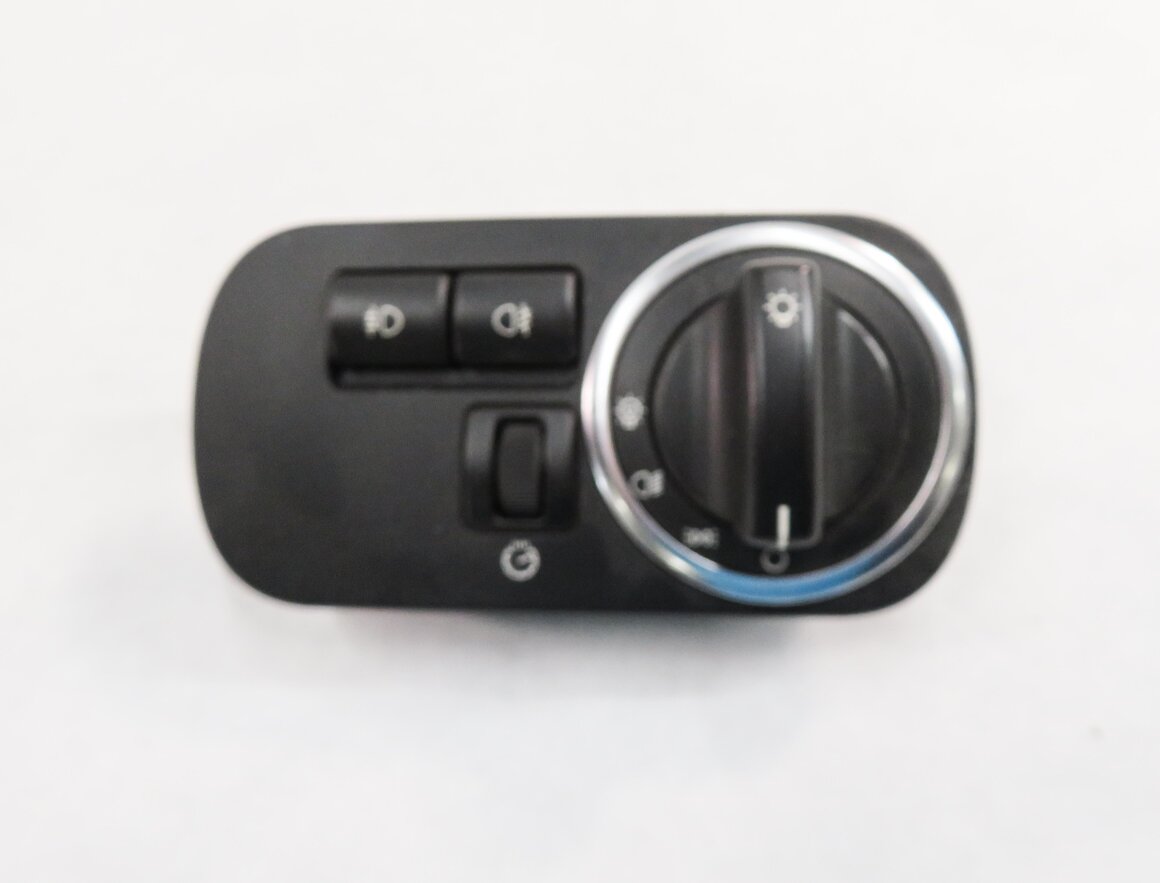 Thumbnail 5: 2010-2013 LAND ROVER LR4 - RANGE ROVER SPORT (L320) HEADLIGHT SWITCH CONTROL