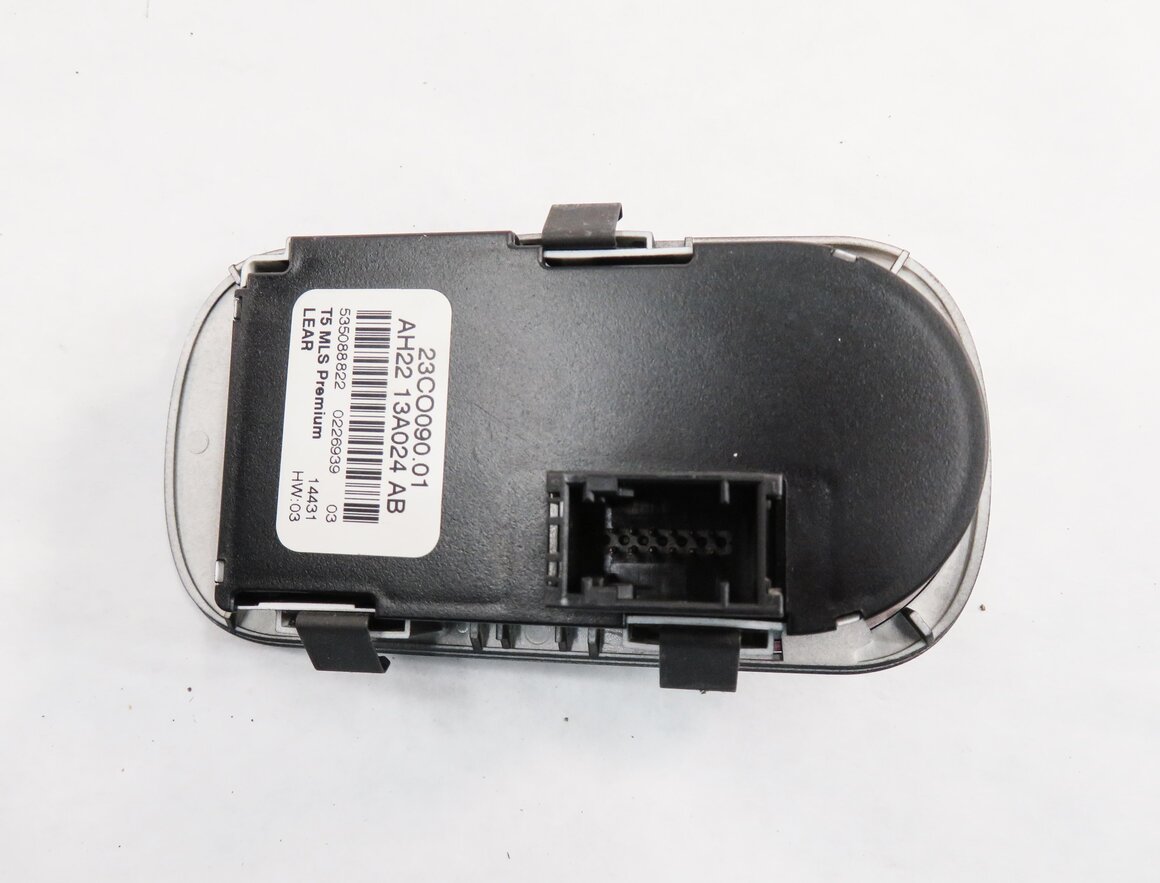 Thumbnail 6: 2010-2013 LAND ROVER LR4 - RANGE ROVER SPORT (L320) HEADLIGHT SWITCH CONTROL