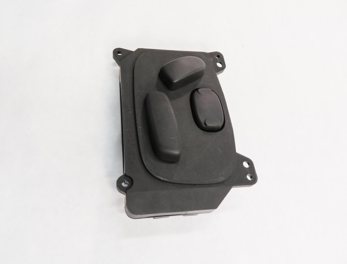 Thumbnail 4: 2012 RANGE ROVER SPORT (L320) RIGHT FRONT PASSENGER SEAT ADJUSTMENT SWITCH