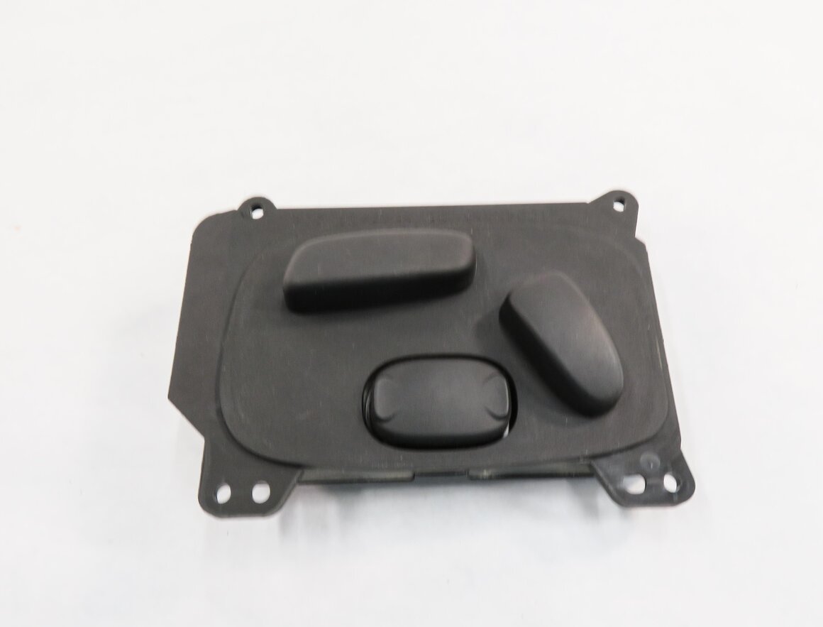 Thumbnail 5: 2012 RANGE ROVER SPORT (L320) RIGHT FRONT PASSENGER SEAT ADJUSTMENT SWITCH