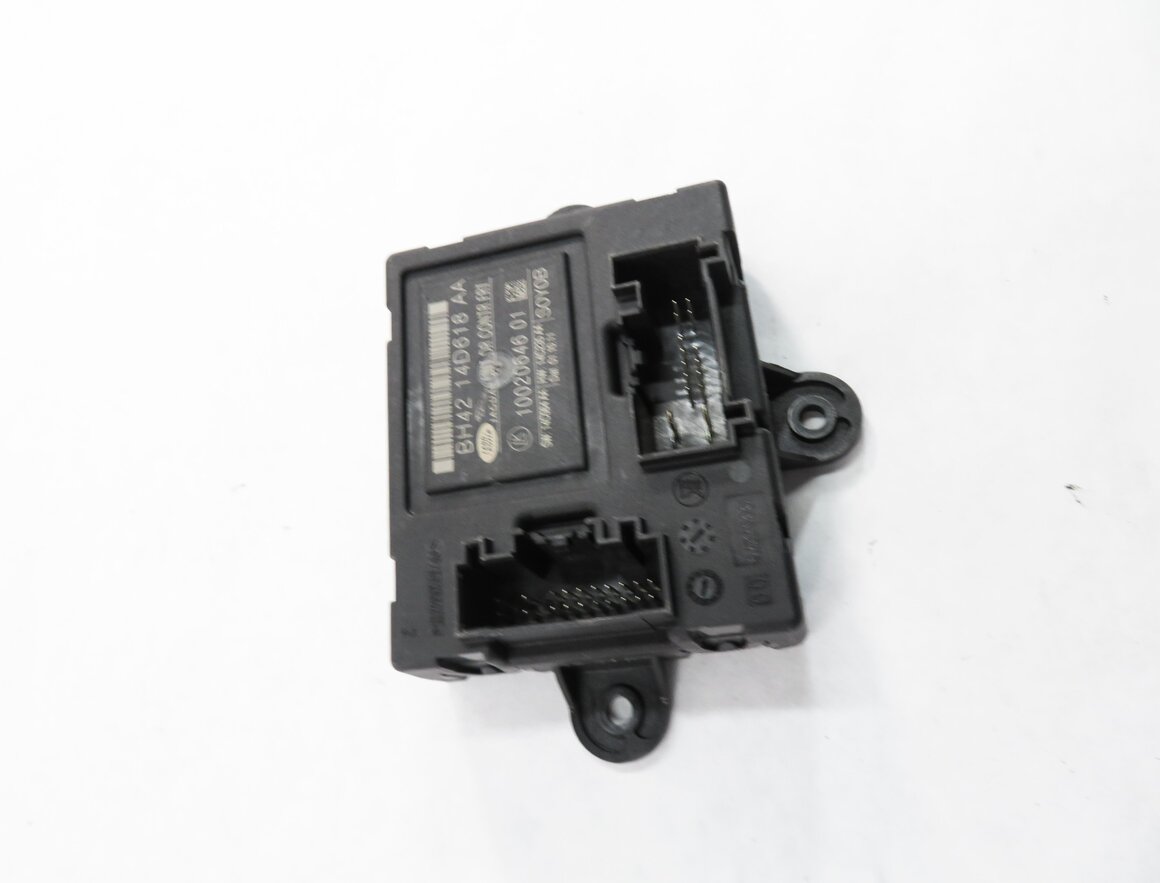 Thumbnail 3: 2010-2013 RANGE ROVER SPORT (L320) LEFT FRONT DRIVER DOOR CONTROL MODULE