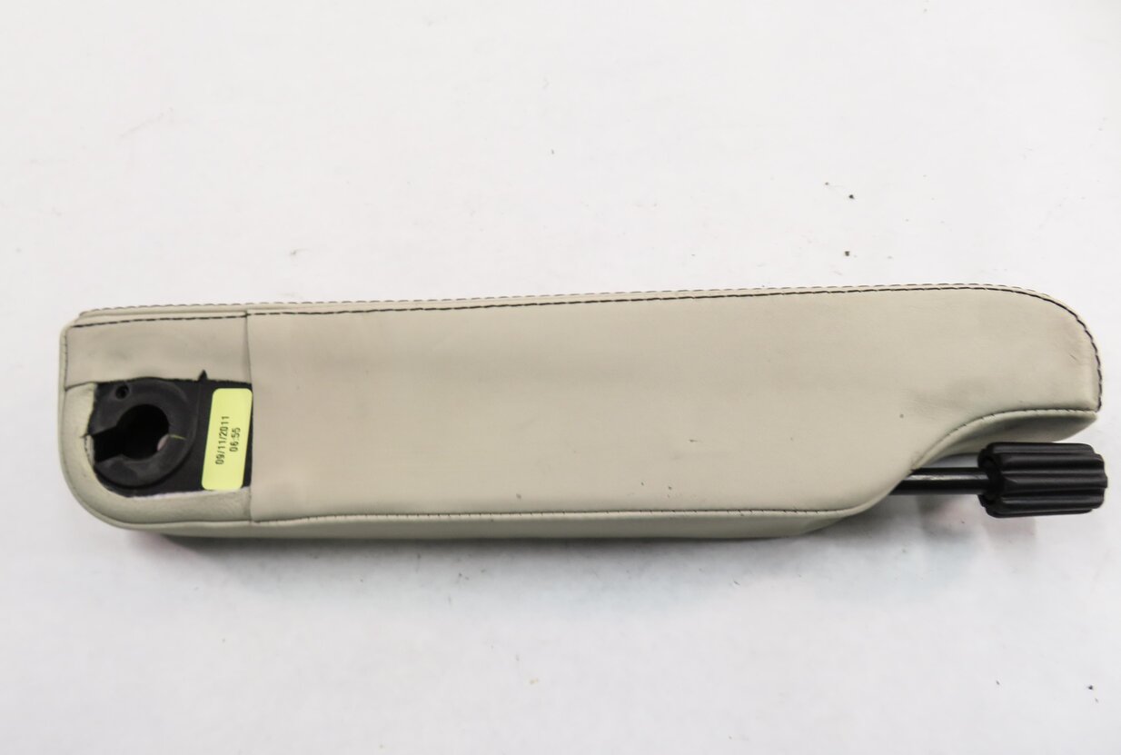 Thumbnail 5: 2012 RANGE ROVER SPORT (L320) RIGHT FRONT PASSENGER SEAT ARMREST (IVORY LEATHER)