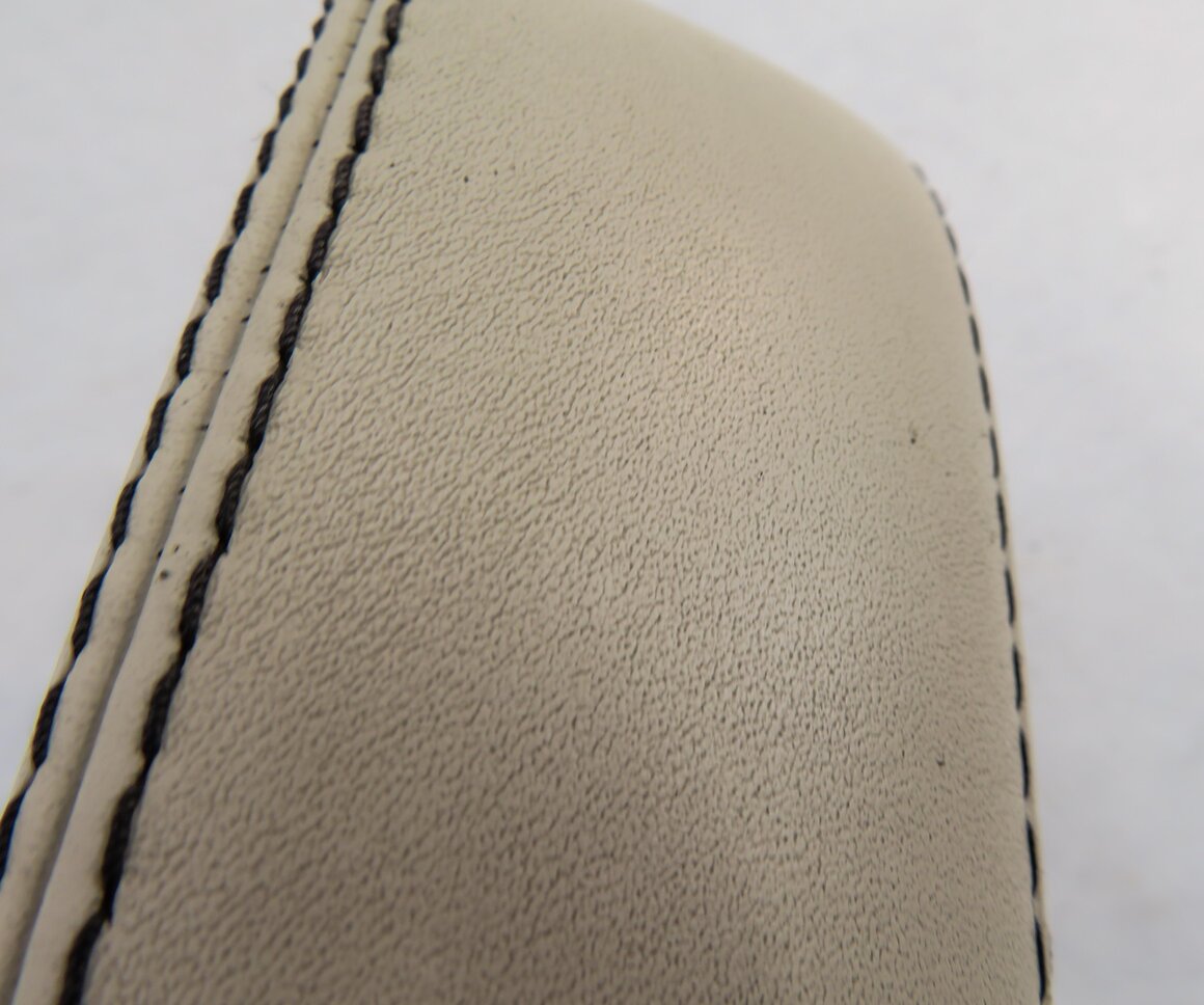Thumbnail 7: 2012 RANGE ROVER SPORT (L320) RIGHT FRONT PASSENGER SEAT ARMREST (IVORY LEATHER)