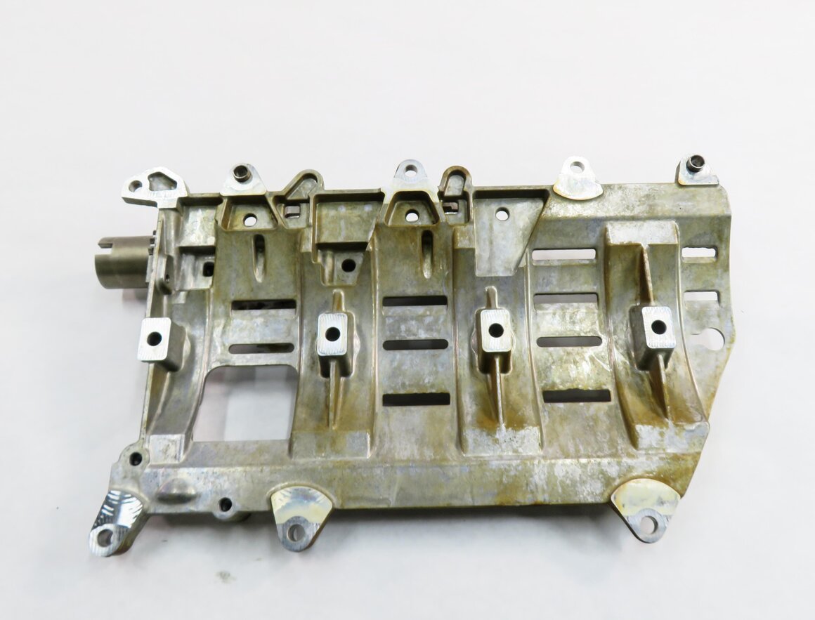 Thumbnail 5: 2012 RANGE ROVER SPORT (L320) 5.0L AJ133 V8 ENGINE - OIL PAN BAFFLE TRAY