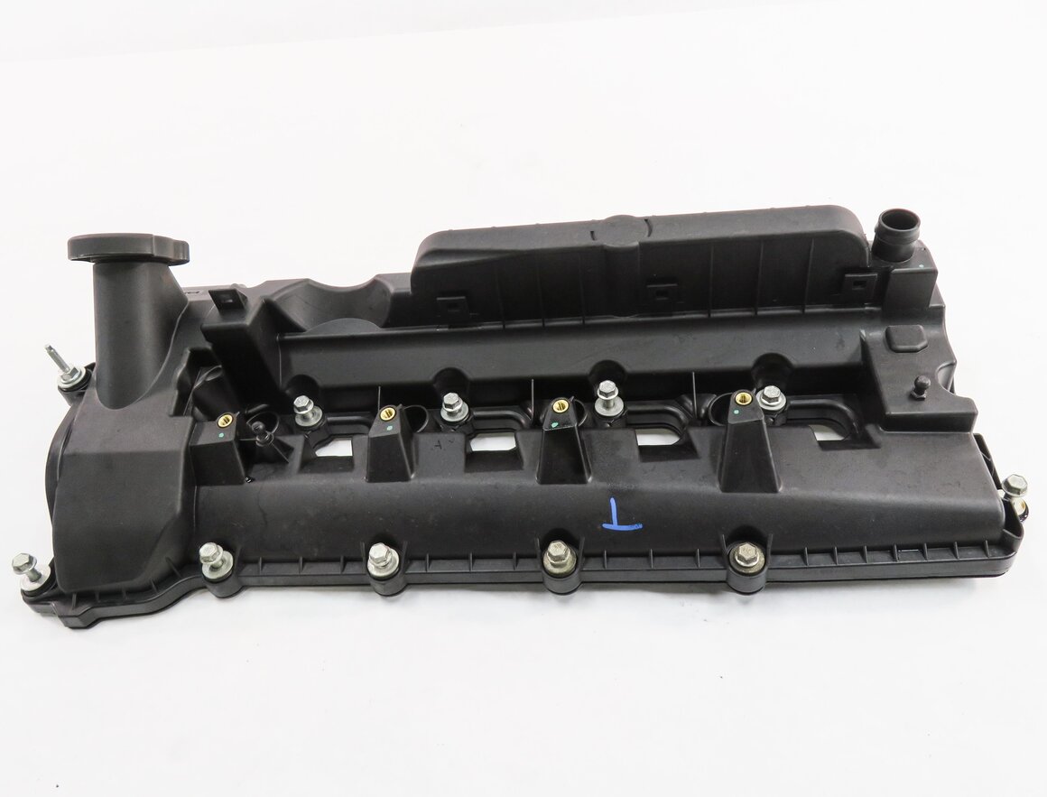 Thumbnail 2: 10-18 RANGE ROVER SPORT (L320 L322 L494 L405) 5.0L V8 - LEFT ENGINE VALVE COVER
