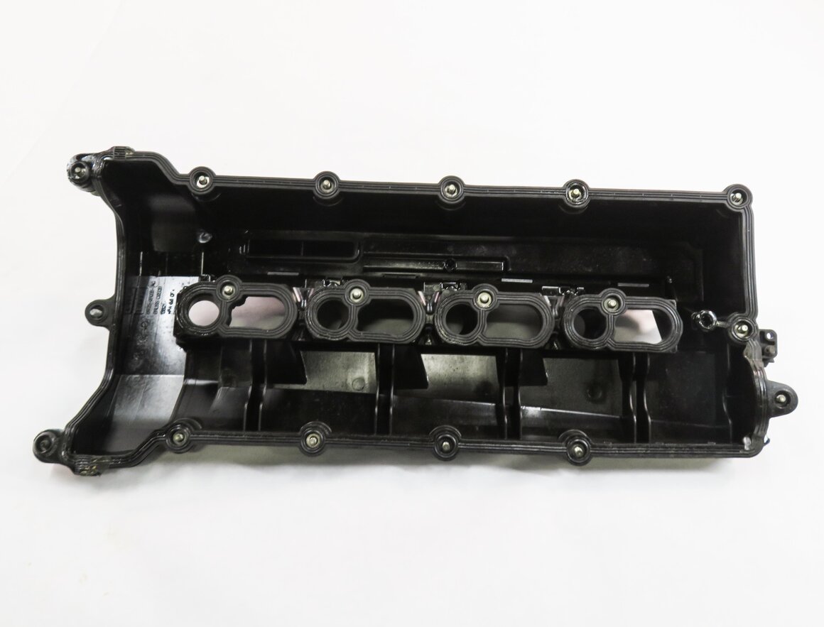 Thumbnail 6: 10-18 RANGE ROVER SPORT (L320 L322 L494 L405) 5.0L V8 - RIGHT ENGINE VALVE COVER