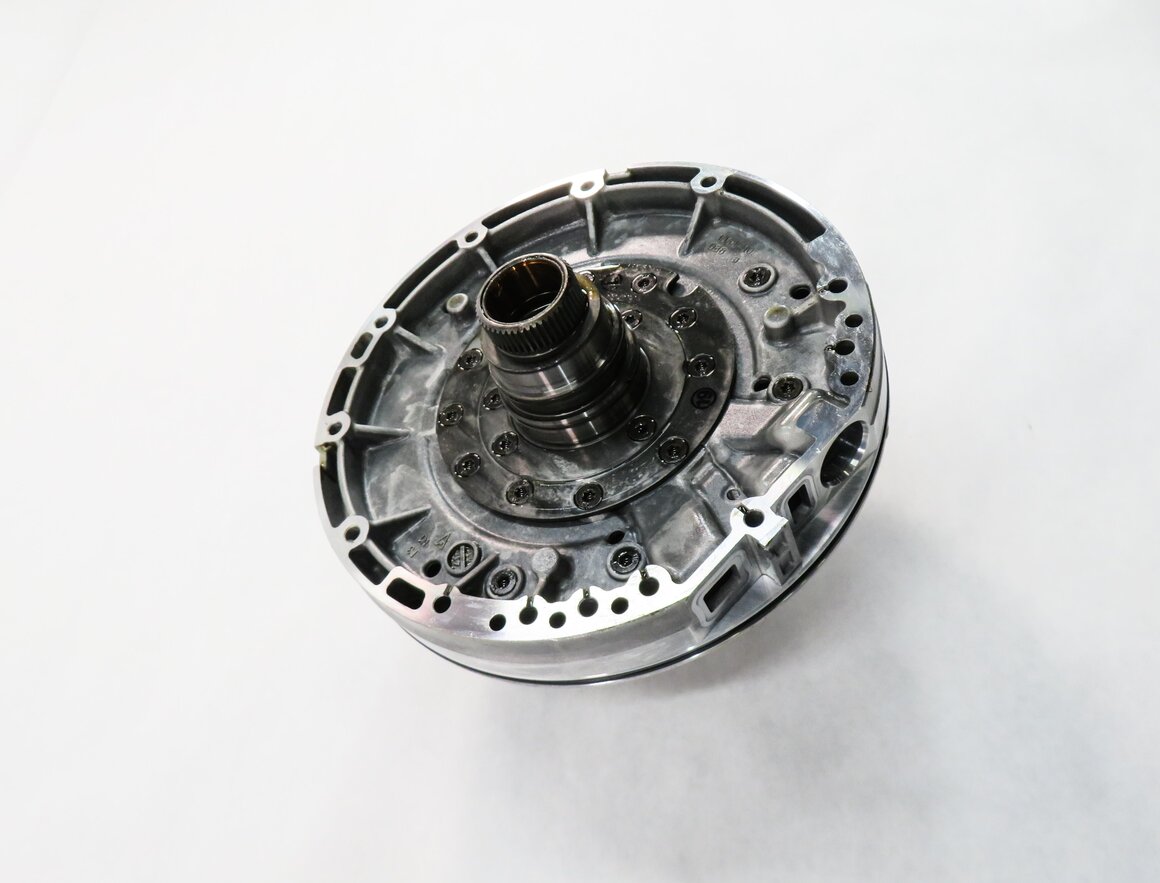 Thumbnail 4: 10-12 LR4 RANGE ROVER SPORT (L320 L322) 5.0L (6HP-28) A/T TRANSMISSION OIL PUMP