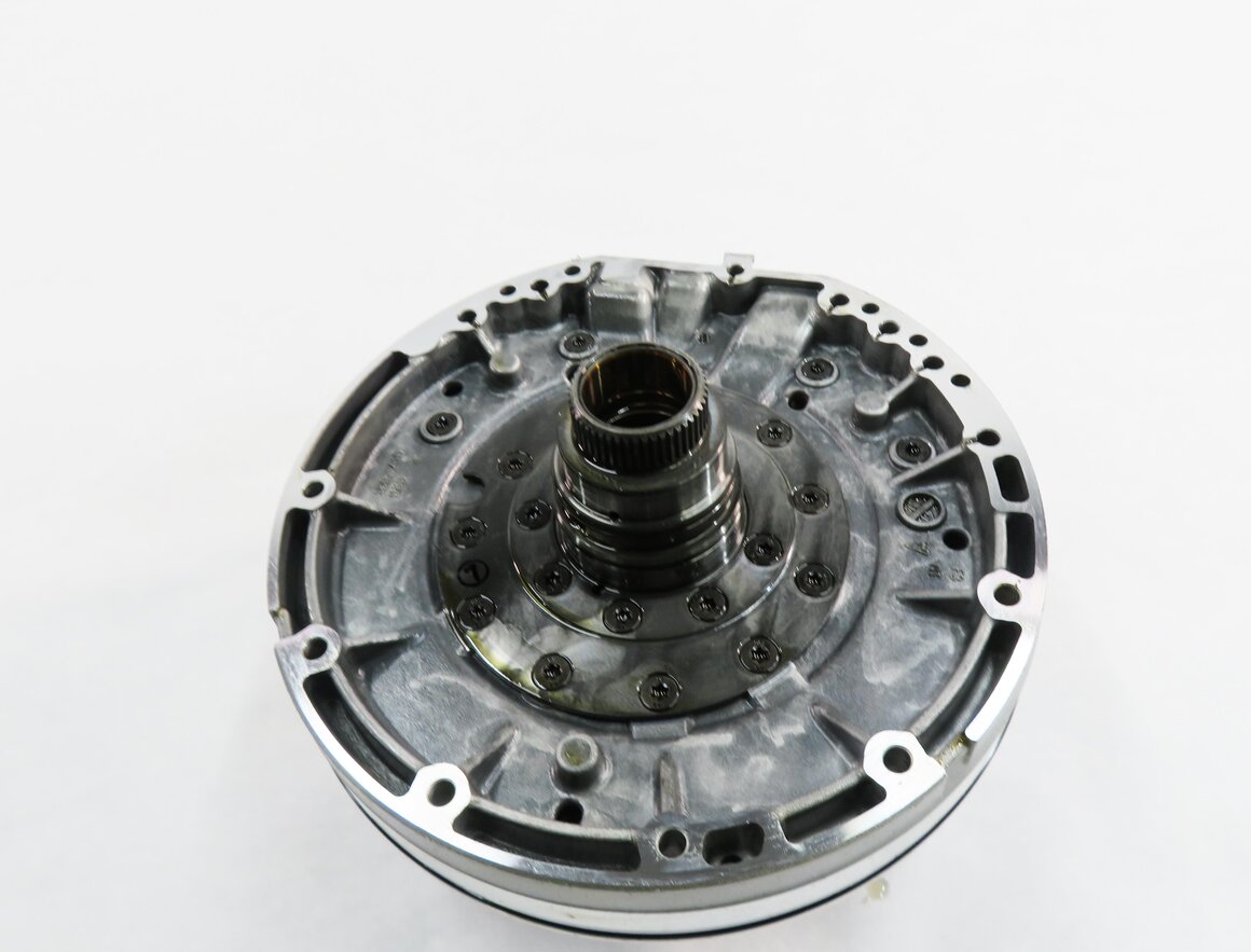 Thumbnail 5: 10-12 LR4 RANGE ROVER SPORT (L320 L322) 5.0L (6HP-28) A/T TRANSMISSION OIL PUMP