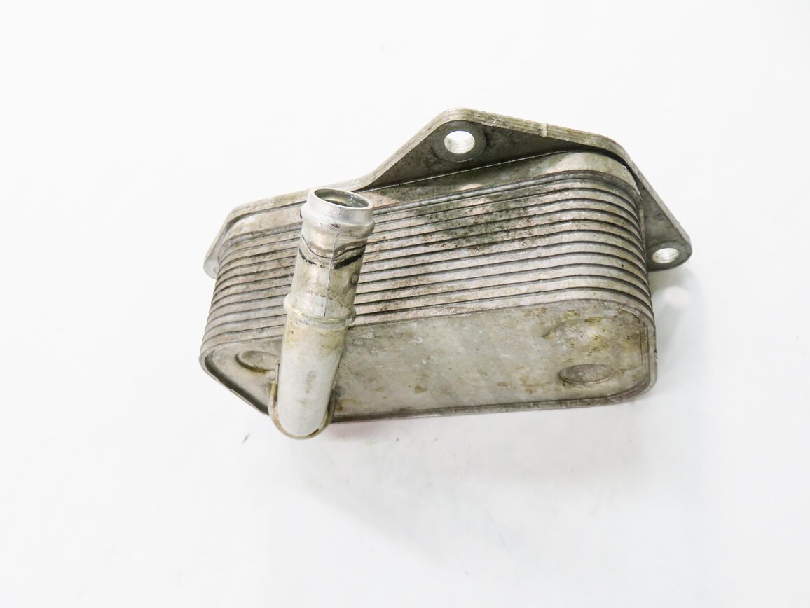 Thumbnail 2: 06-19 BMW 228i 328i 525i 528i 530i 535i 640i X1 X3 X5 X6 Z4 - ENGINE OIL COOLER