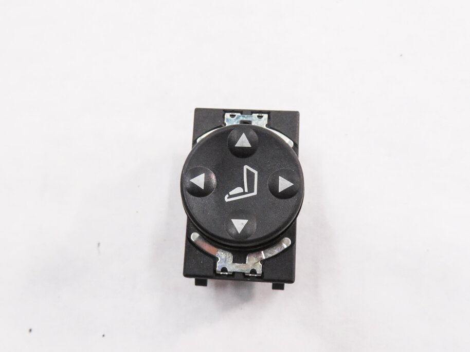 Thumbnail 8: 2013 BMW X3 (F25) RIGHT FRONT PASSENGER SEAT ADJUSTMENT SWITCH BUTTON