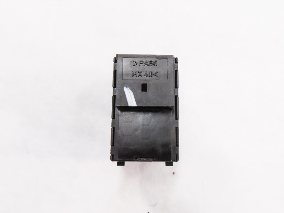 Thumbnail 8: 2013 BMW X3 (F25) LEFT FRONT DRIVER MEMORY SEAT ADJUSTMENT SWITCH BUTTON