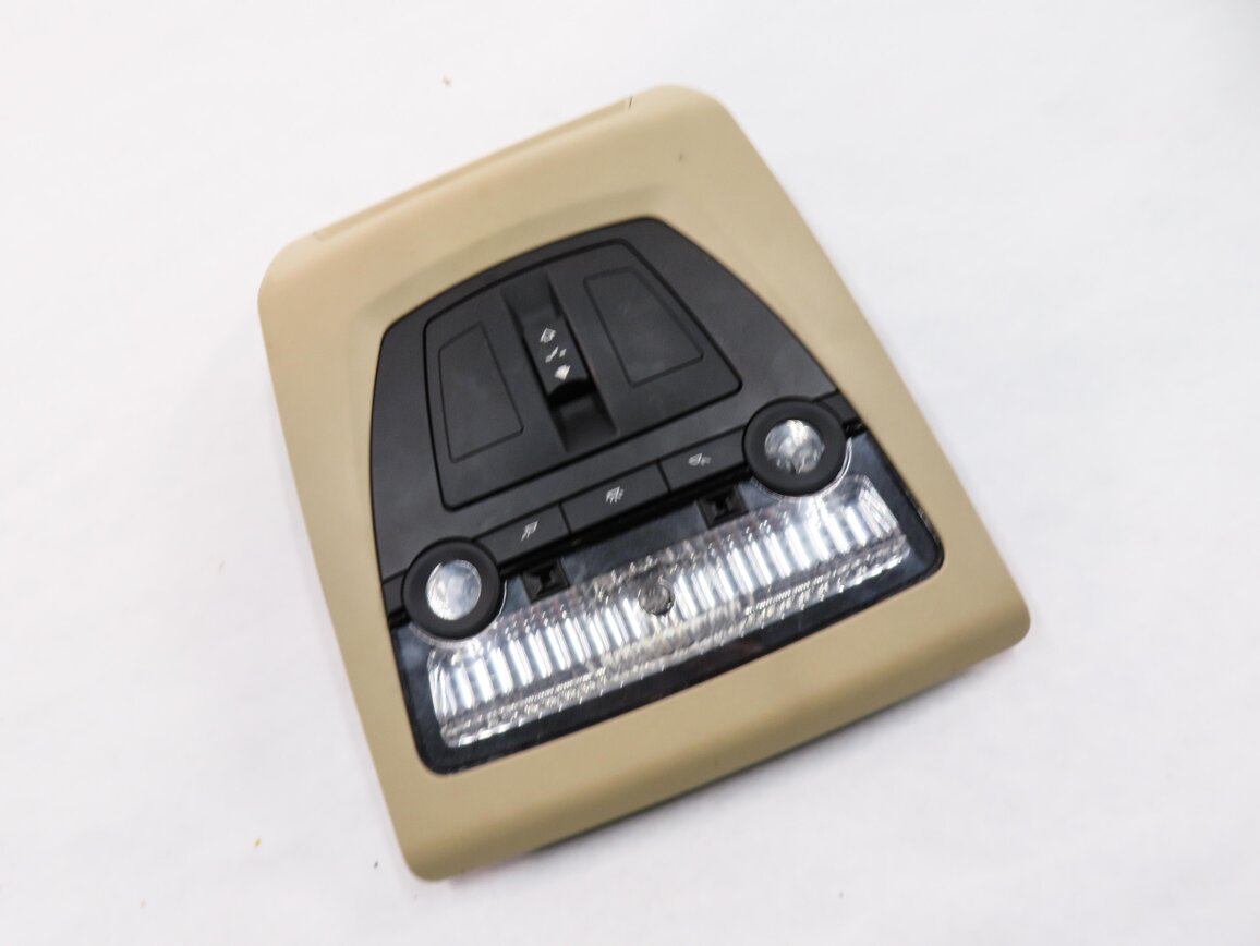 2013 BMW X3 (F25) FRONT DOMELIGHT MAP READING COURTESY DOME LIGHT LAMP (BEIGE)