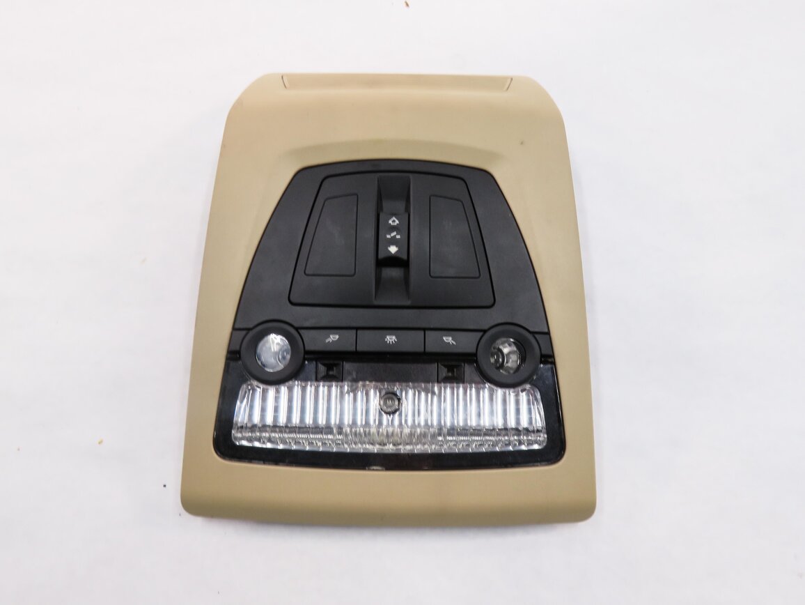 Thumbnail 2: 2013 BMW X3 (F25) FRONT DOMELIGHT MAP READING COURTESY DOME LIGHT LAMP (BEIGE)