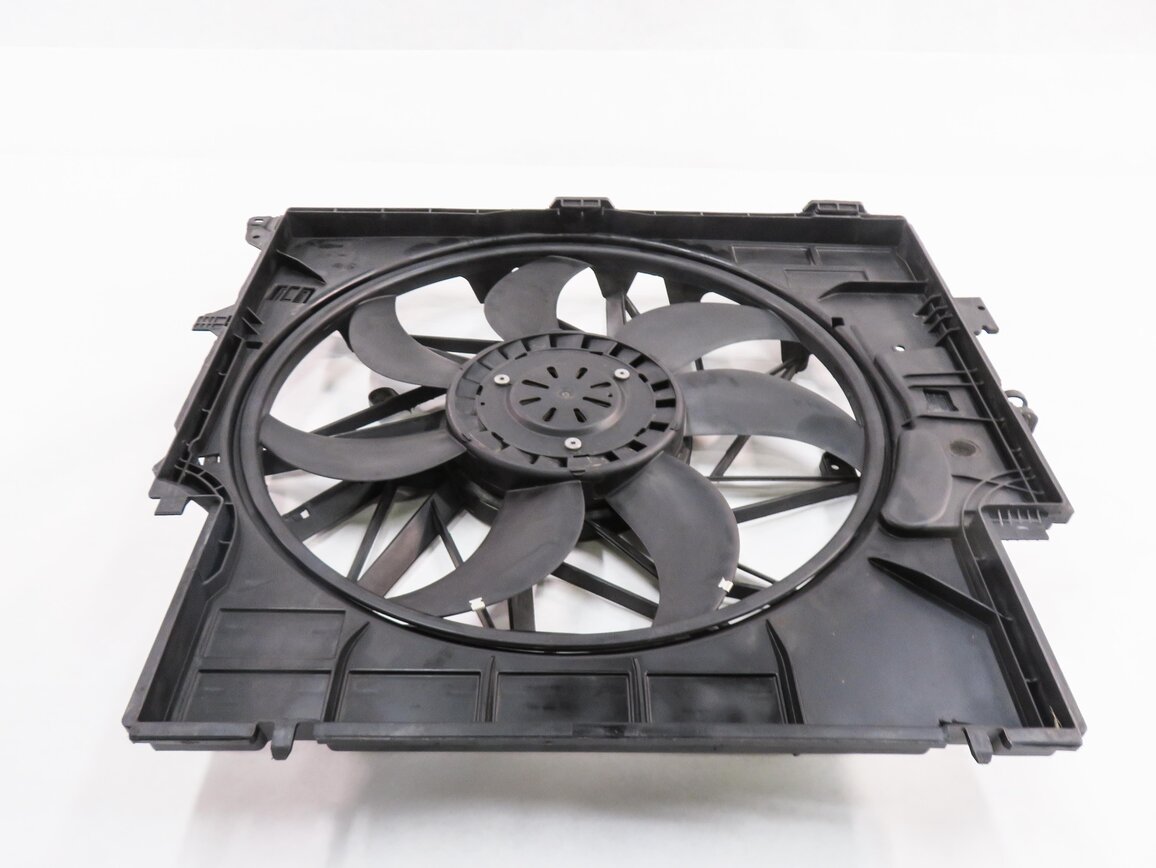 Thumbnail 2: 2013-2018 BMW X3 X4 (F25 F26) 2.0L N20 TURBO ENGINE - RADIATOR COOLING FAN