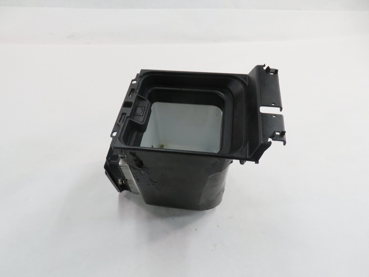 2006 RANGE ROVER SPORT (L320) FRONT CENTER CONSOLE COOLER INSERT