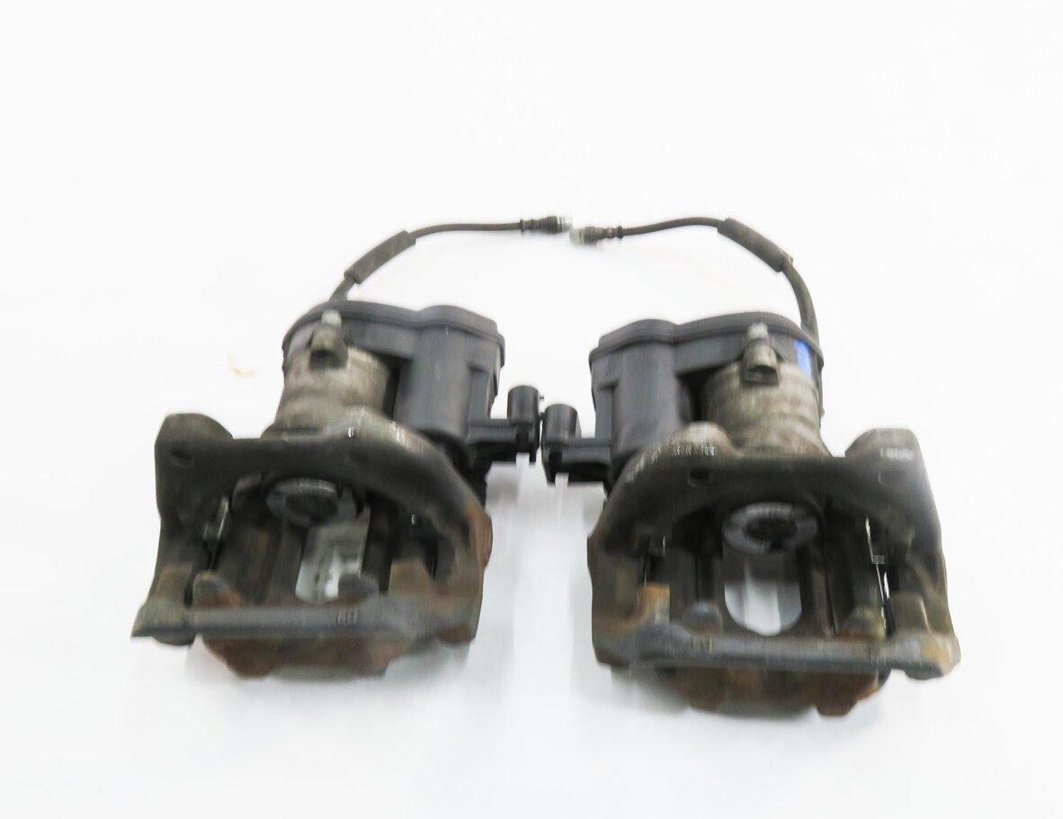 Thumbnail 8: 2011-2016 BMW 528i 535i ACTIVEHYBRID-5 (F10) REAR ABS DISC BRAKE CALIPER SET-2