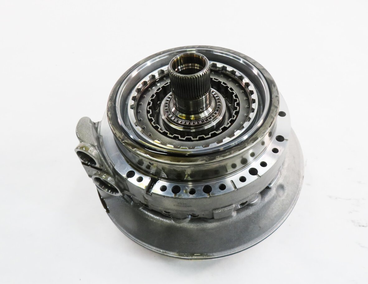 Thumbnail 5: BMW 2011 535i / 11-12 535iGT - AWD 8HP-45 AUTOMATIC TRANSMISSION OIL PUMP