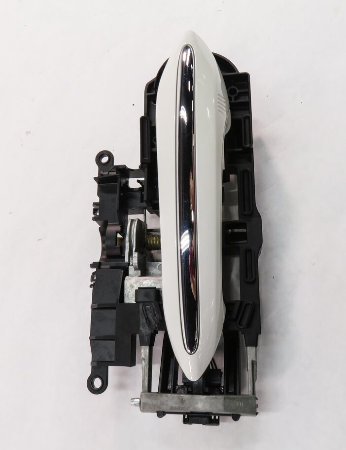 Thumbnail 3: 09-18 BMW 528i 535i 550i 740i 750i 760i RIGHT REAR COMFORT DOOR HANDLE (WHITE)