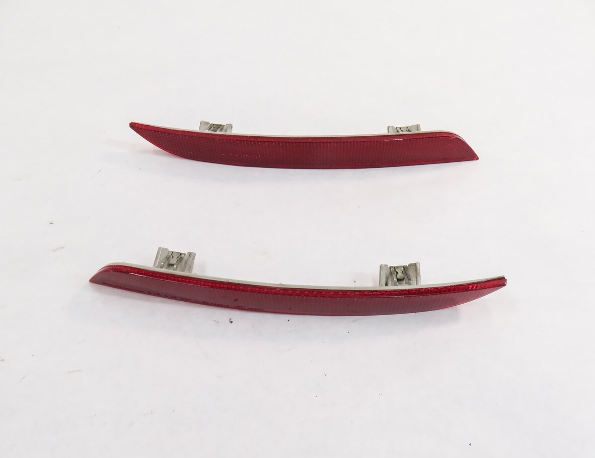 Thumbnail 2: 2011 BMW 535i (F10) LEFT & RIGHT REAR BUMPER MARKER REFLECTOR SET-2