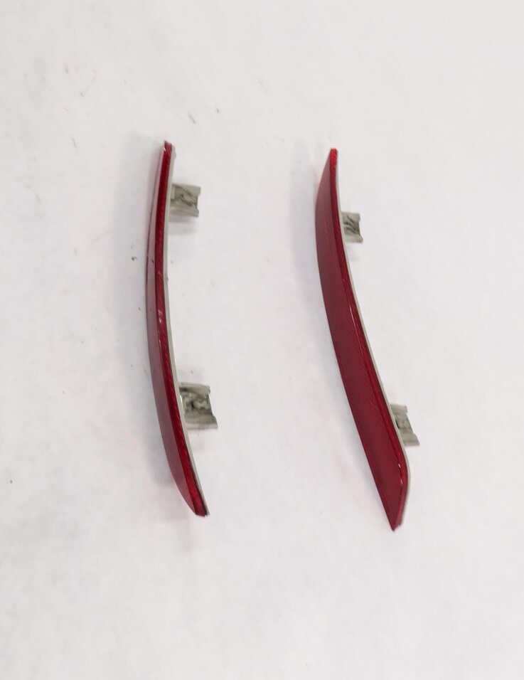 Thumbnail 4: 2011 BMW 535i (F10) LEFT & RIGHT REAR BUMPER MARKER REFLECTOR SET-2