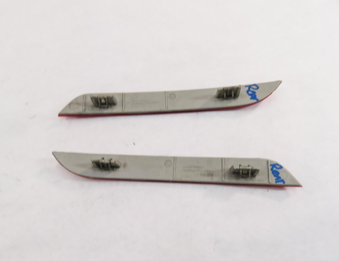 Thumbnail 5: 2011 BMW 535i (F10) LEFT & RIGHT REAR BUMPER MARKER REFLECTOR SET-2