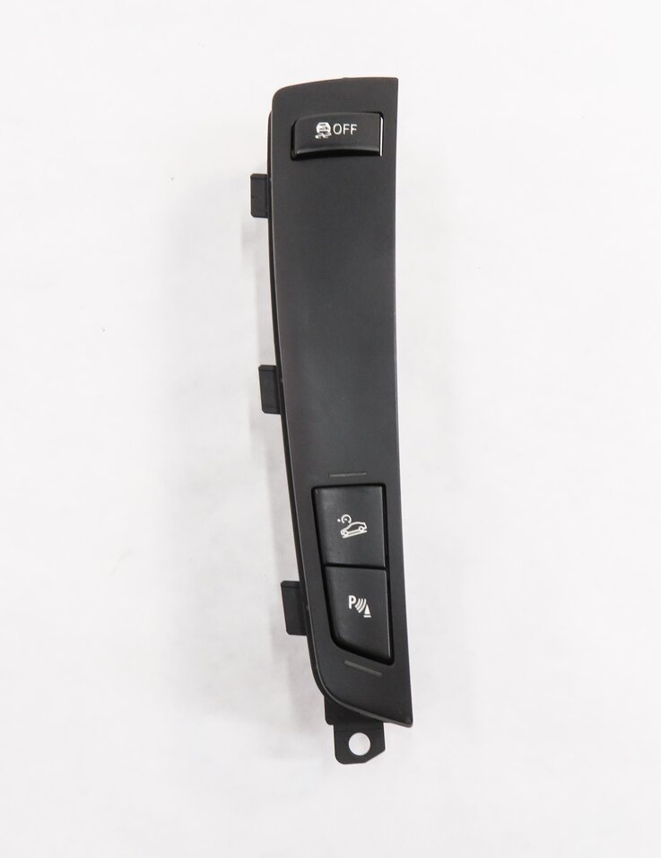Thumbnail 2: 2011 BMW 535i (F10) TRACTION CONTROL PDC SWITCH BUTTON