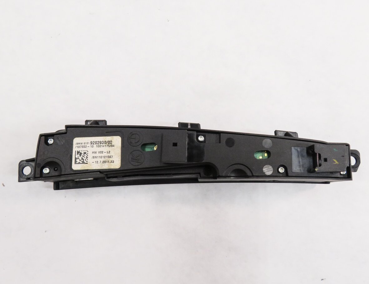 Thumbnail 6: 2011 BMW 535i (F10) TRACTION CONTROL PDC SWITCH BUTTON