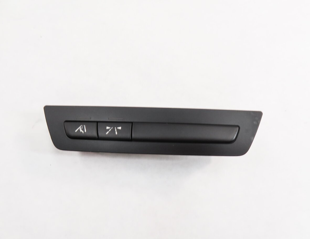 Thumbnail 2: 2011 BMW 535i (F10) LANE DEPARTURE SWITCH BUTTON