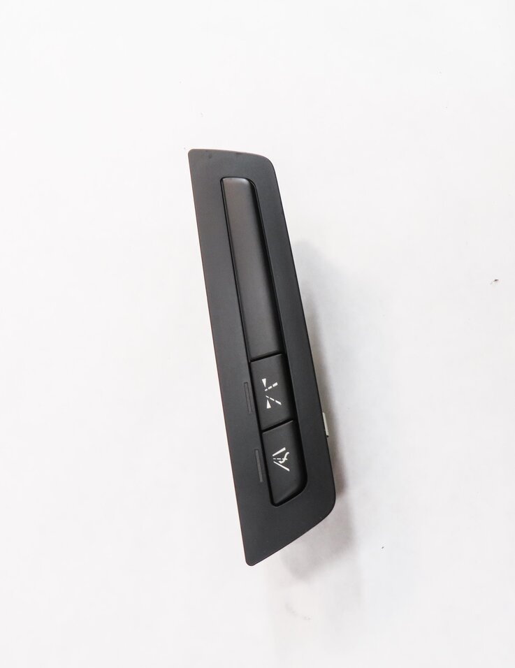 Thumbnail 3: 2011 BMW 535i (F10) LANE DEPARTURE SWITCH BUTTON