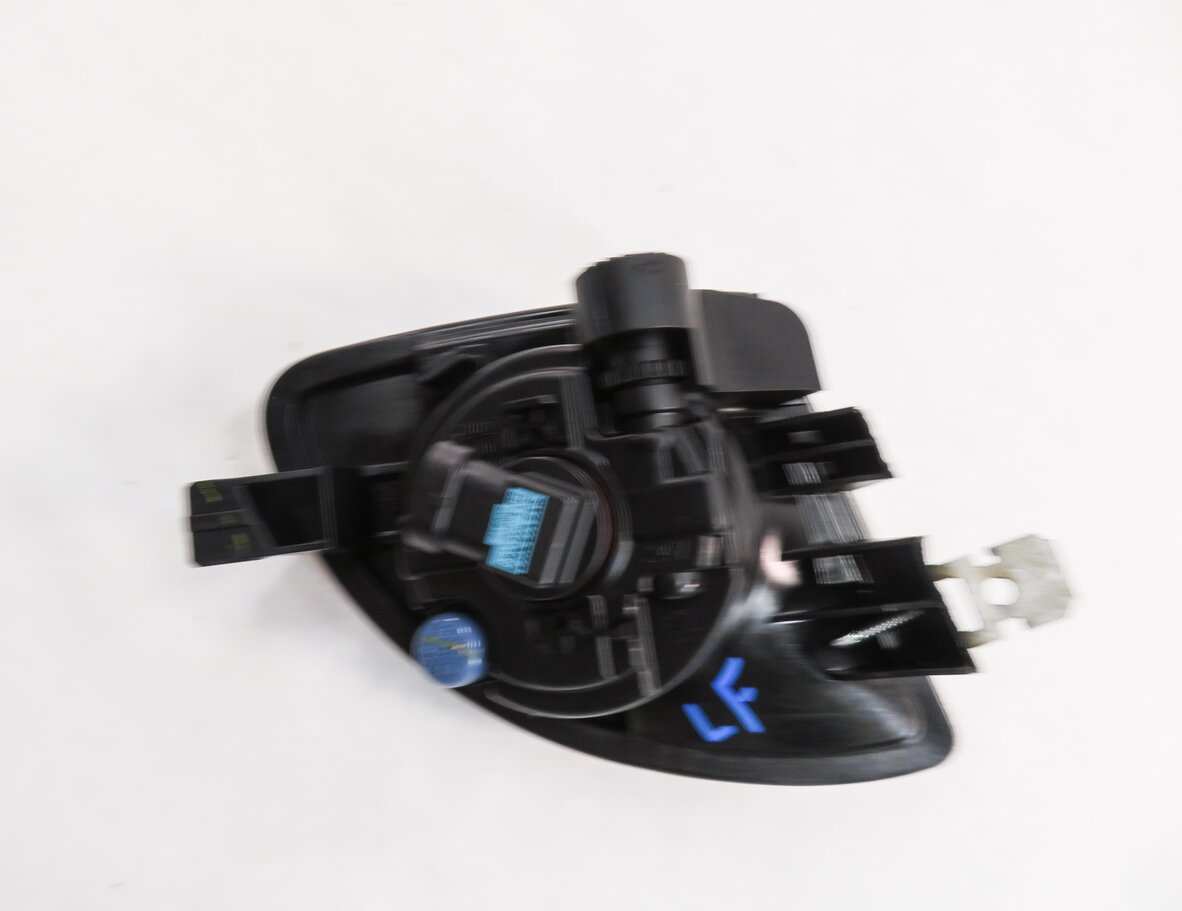 Thumbnail 6: 2011-2013 BMW 528i 535i 550i (F10) LEFT FRONT DRIVER FOGLIGHT FOG LIGHT LAMP