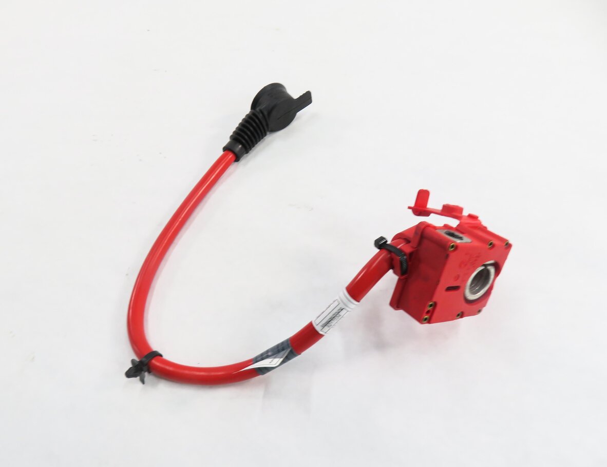 Thumbnail 5: 2011 BMW 535i (F10) POSITIVE BATTERY CABLE SRS