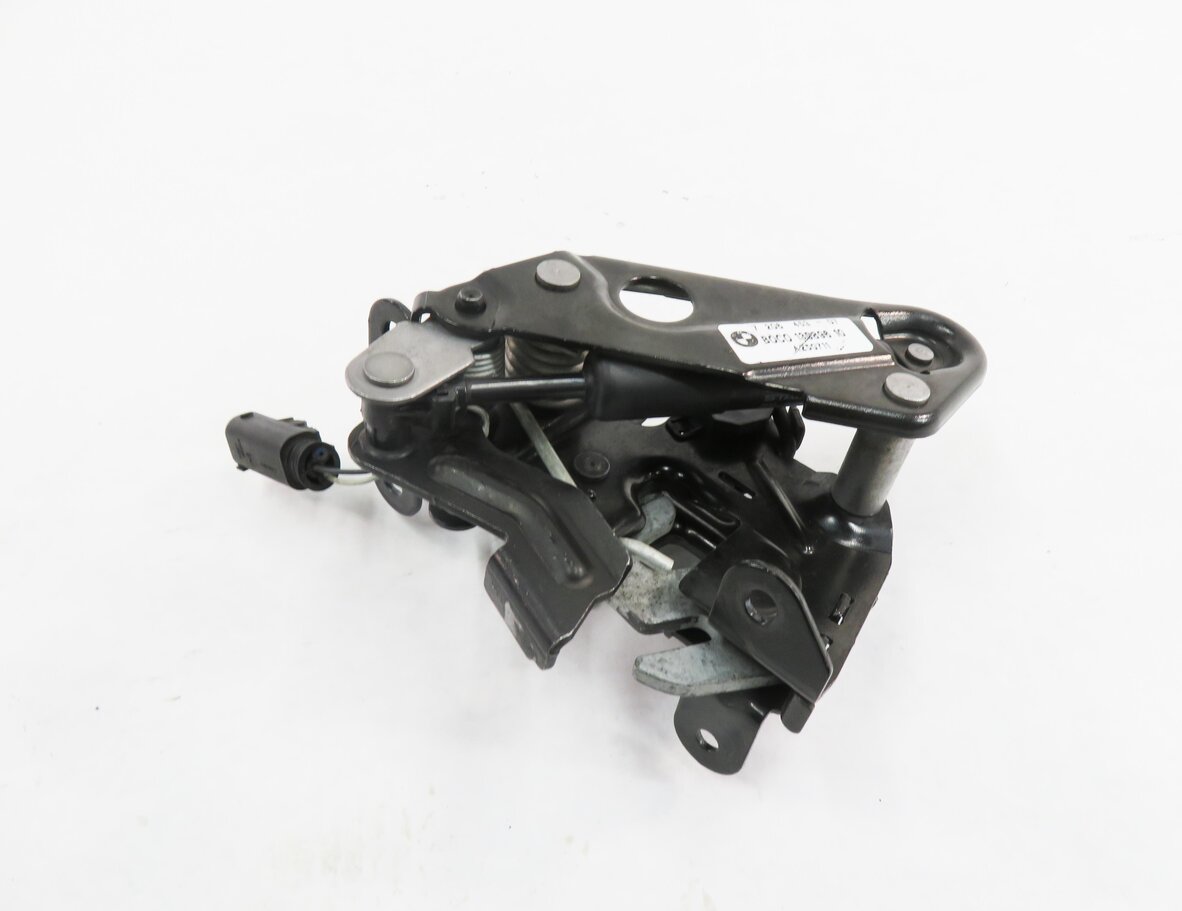 Thumbnail 6: 2011 BMW 535i (F10) LEFT FRONT DRIVER LOWER HOOD LATCH
